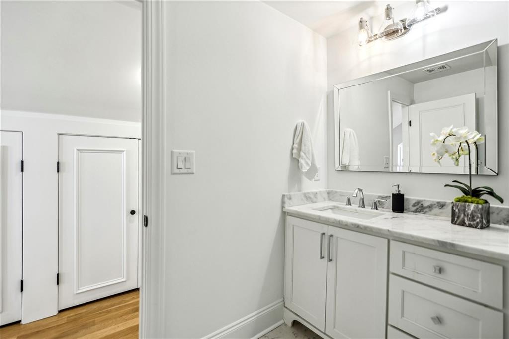 2508 Acorn Avenue NE