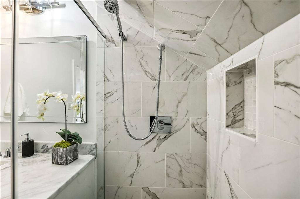 2508 Acorn Avenue NE