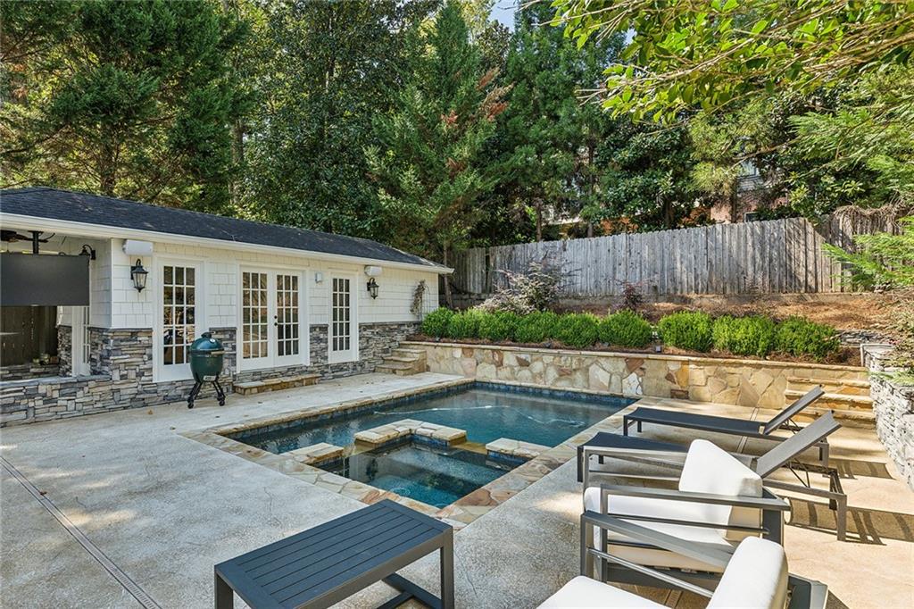 2508 Acorn Avenue NE