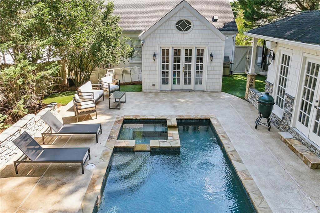 2508 Acorn Avenue NE