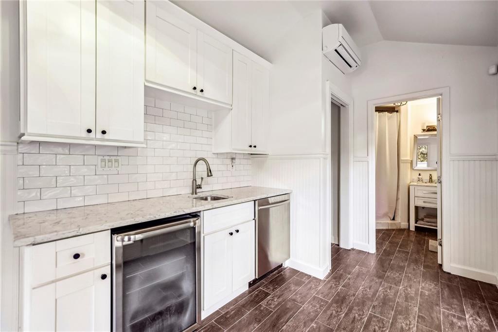 2508 Acorn Avenue NE