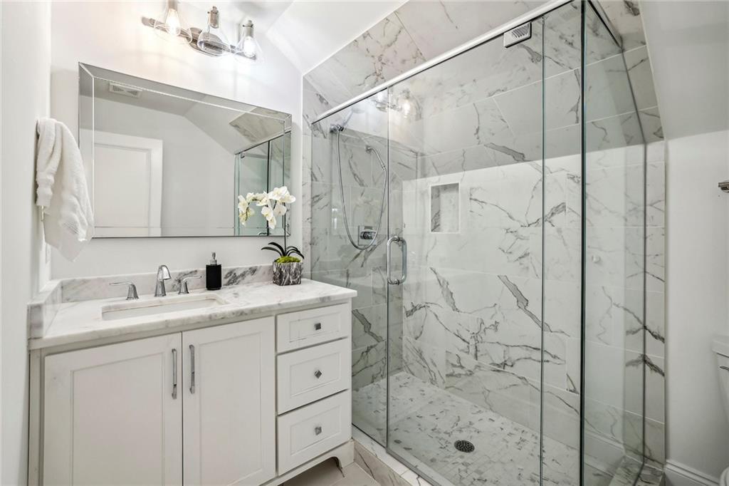 2508 Acorn Avenue NE