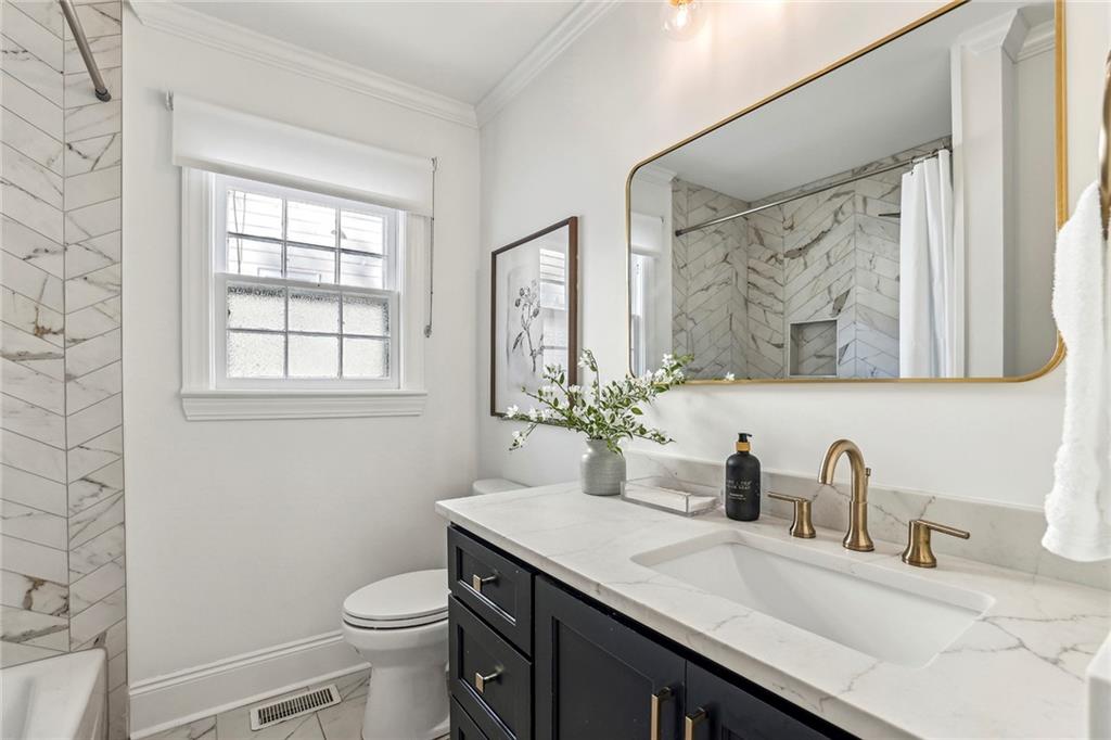 2508 Acorn Avenue NE