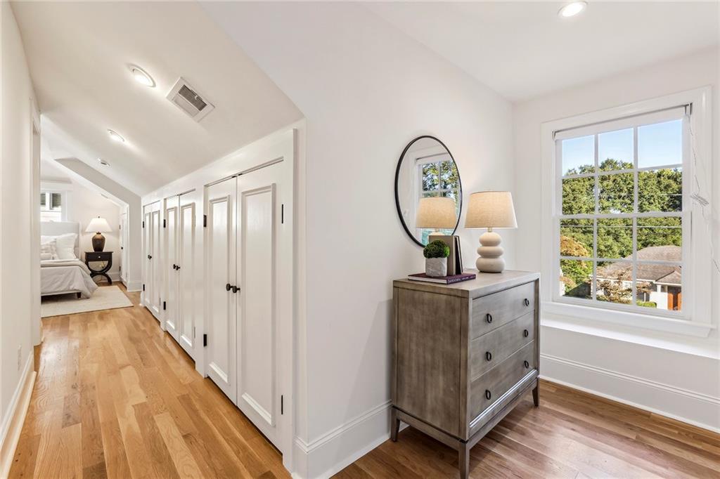 2508 Acorn Avenue NE