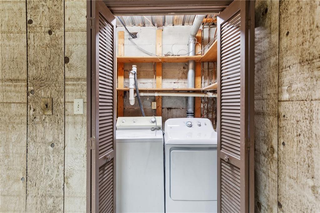 2935 Leafwood Drive SE