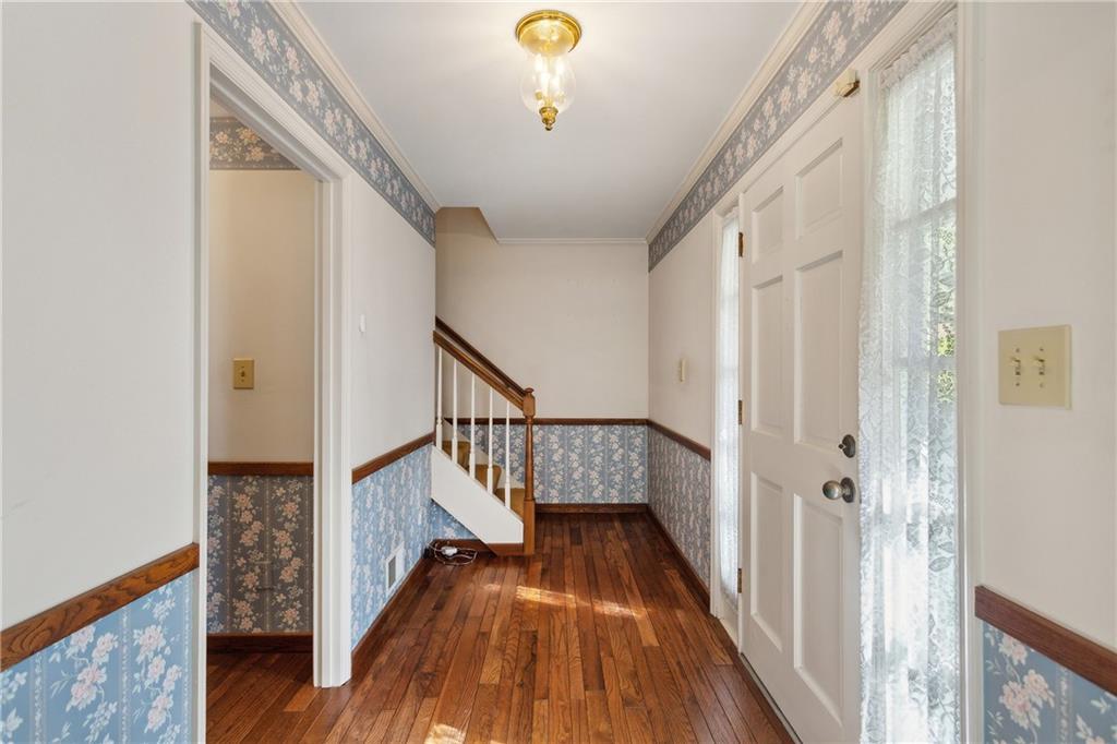 2935 Leafwood Drive SE