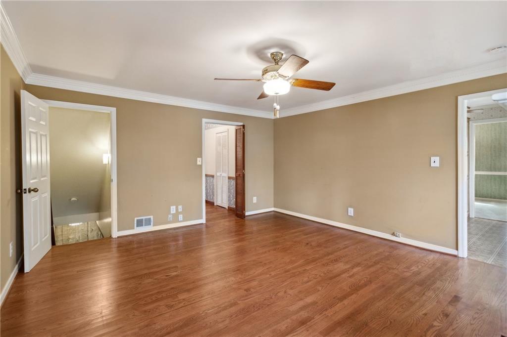 2935 Leafwood Drive SE