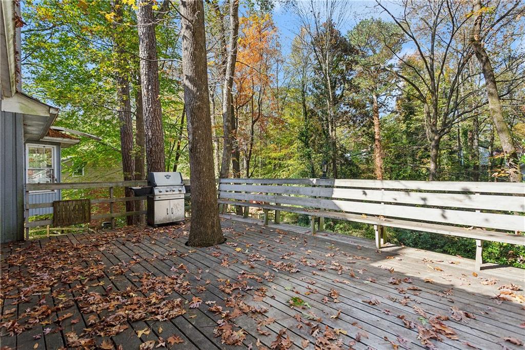 2935 Leafwood Drive SE