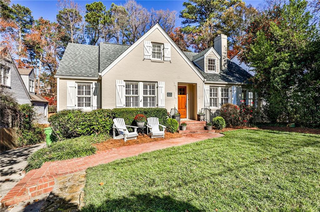 647 Longwood Drive NW