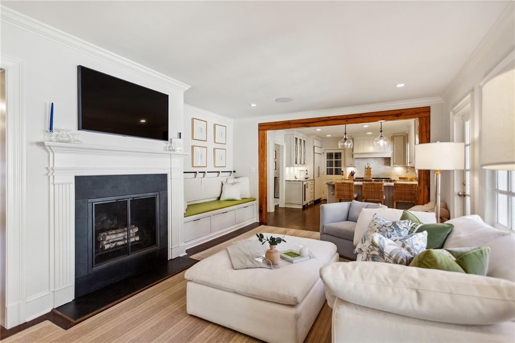 3188 Verdun Drive NW