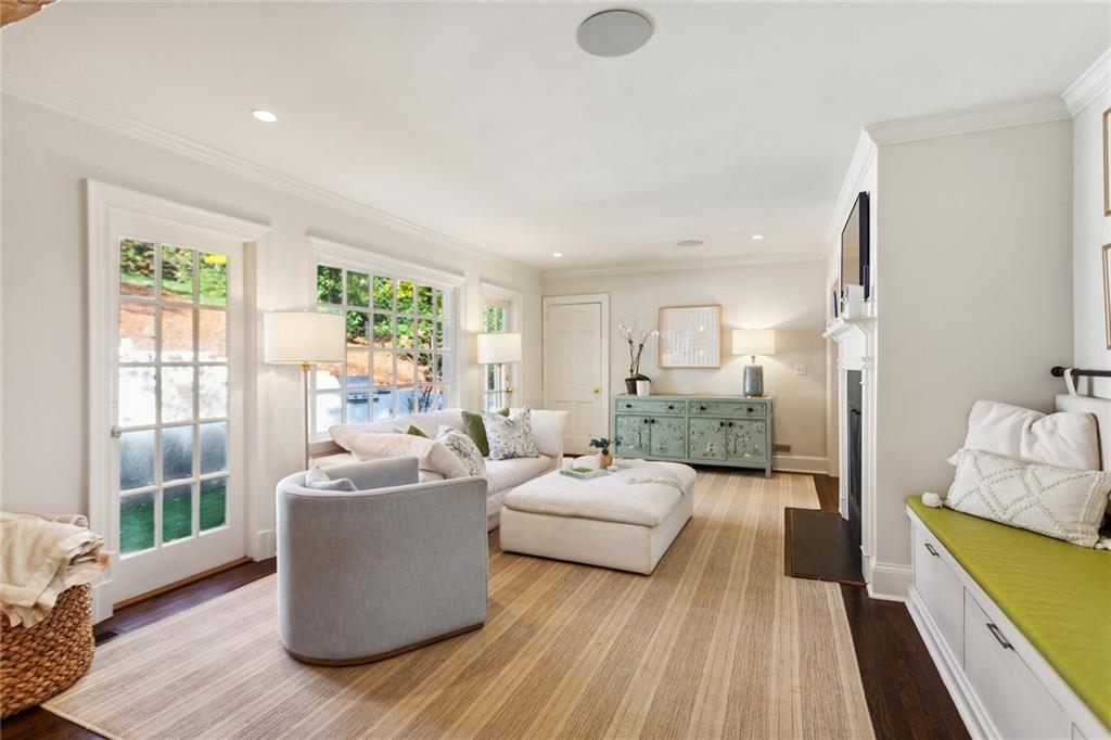 3188 Verdun Drive NW