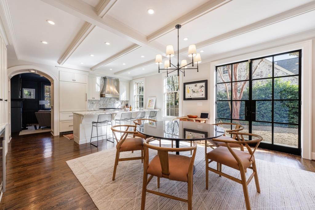 445 Brentwood Drive NE