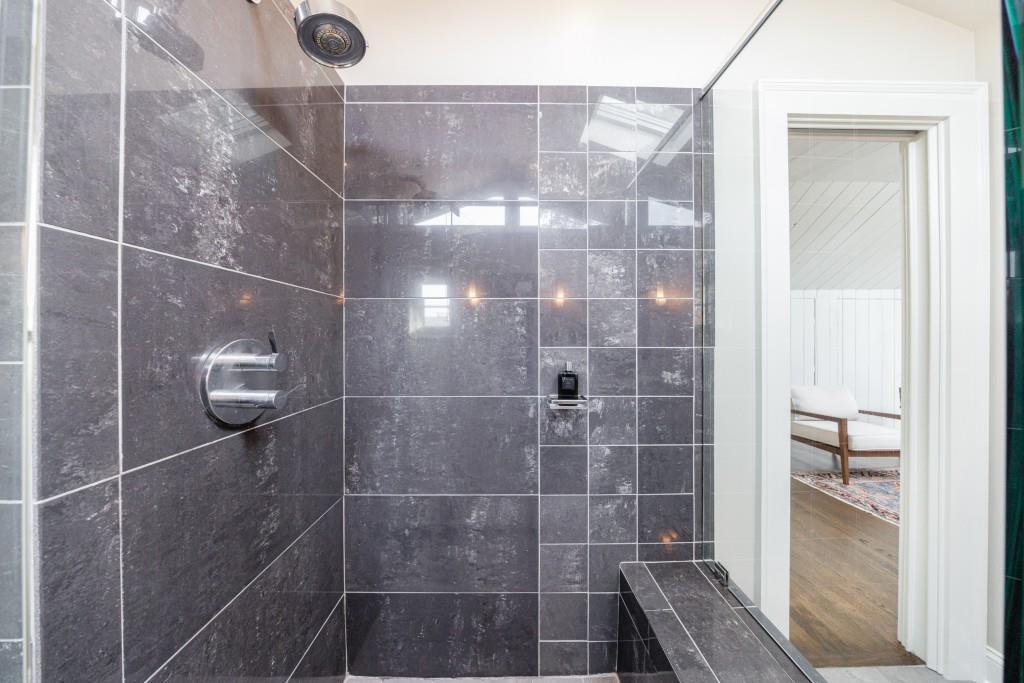 445 Brentwood Drive NE