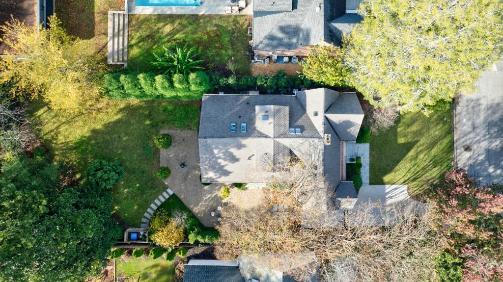 445 Brentwood Drive NE