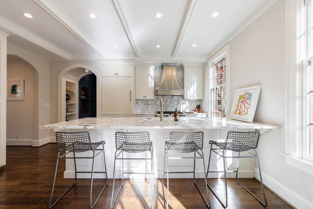 445 Brentwood Drive NE