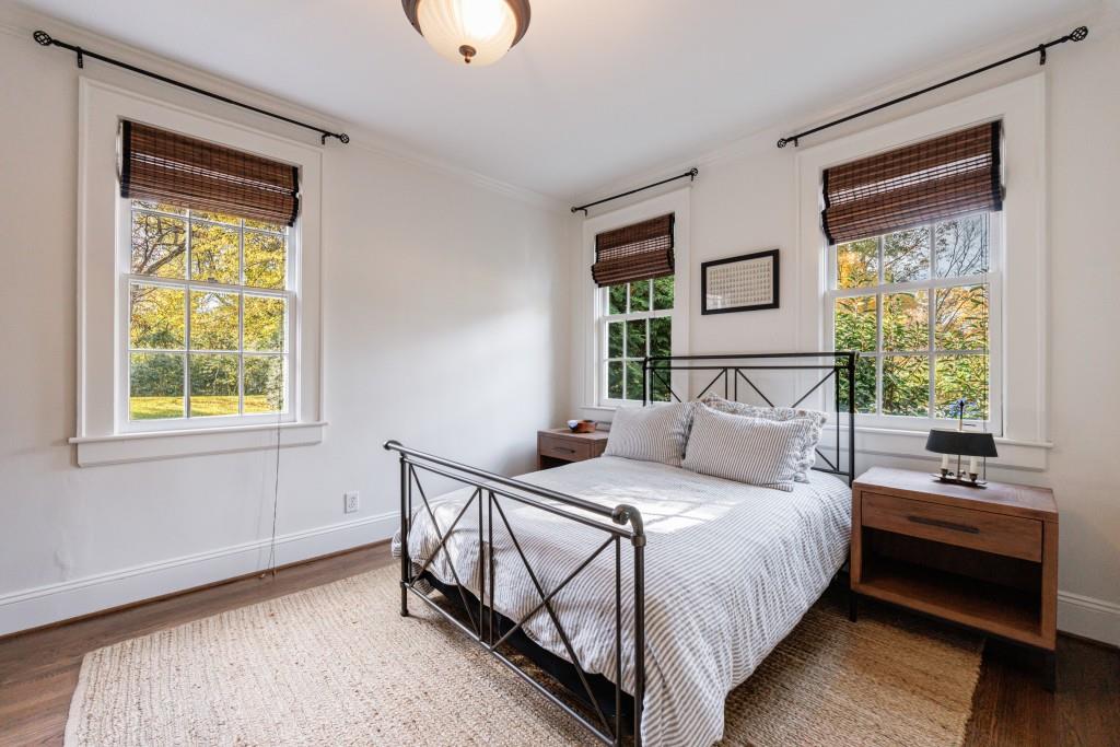 445 Brentwood Drive NE