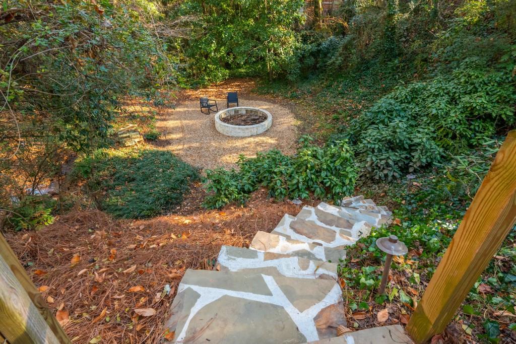 3957 Lake Forrest Drive NE