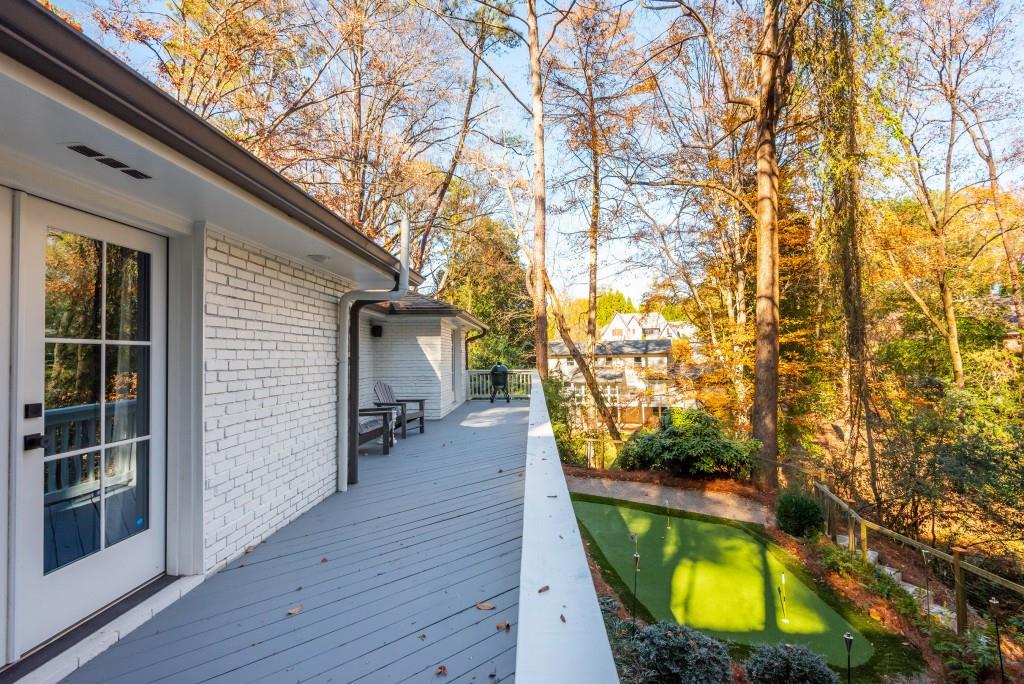 3957 Lake Forrest Drive NE