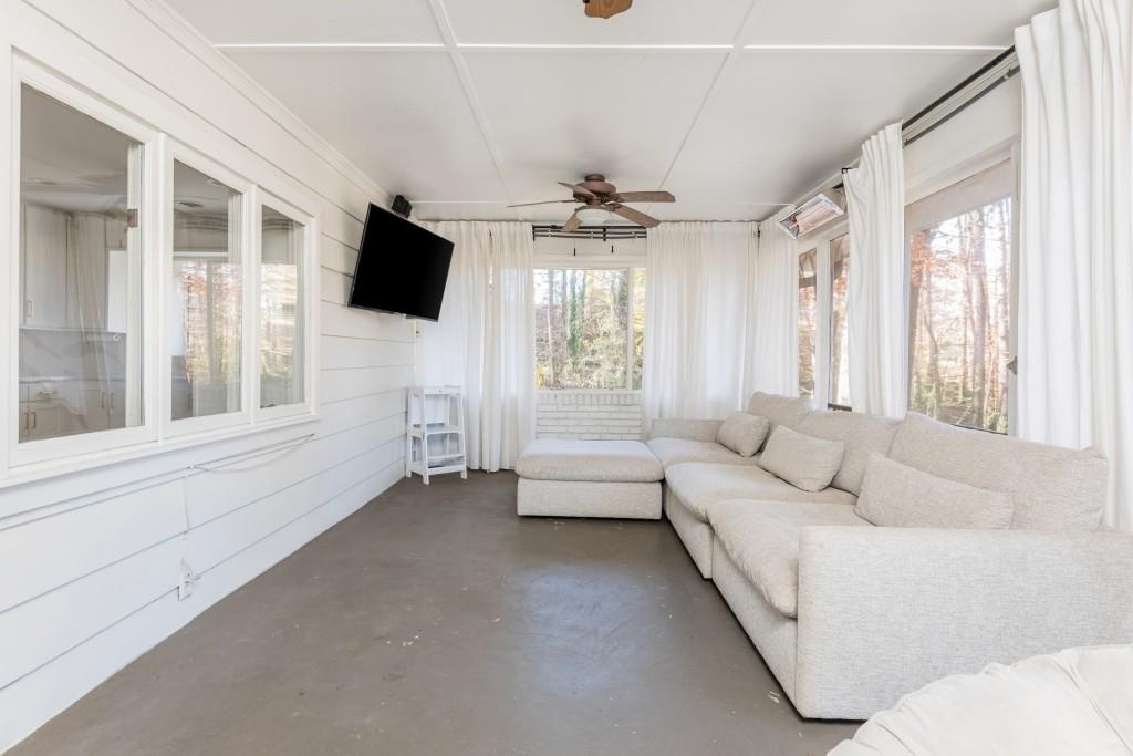 3957 Lake Forrest Drive NE