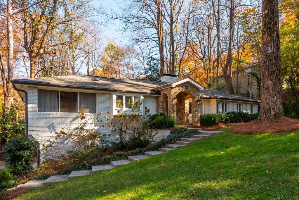 3957 Lake Forrest Drive NE