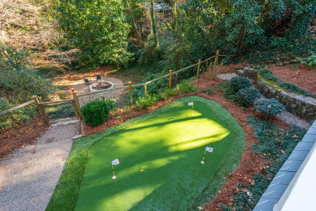 3957 Lake Forrest Drive NE