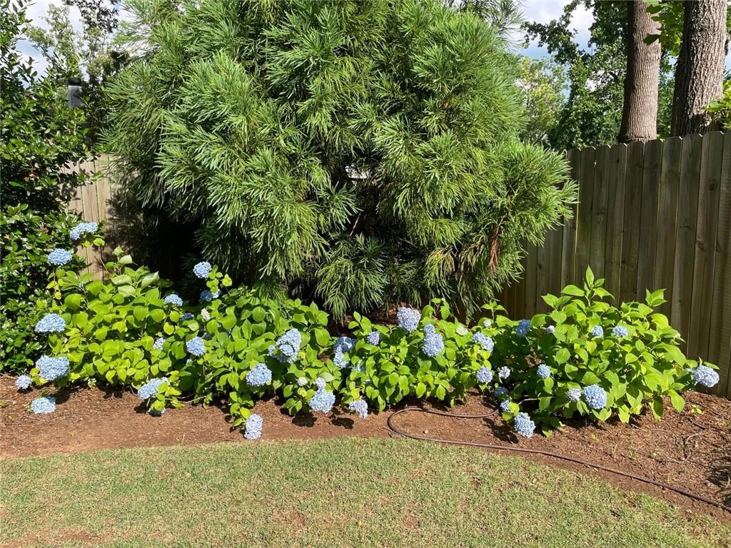 2619 Green Meadows Lane