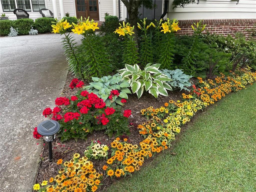 2619 Green Meadows Lane