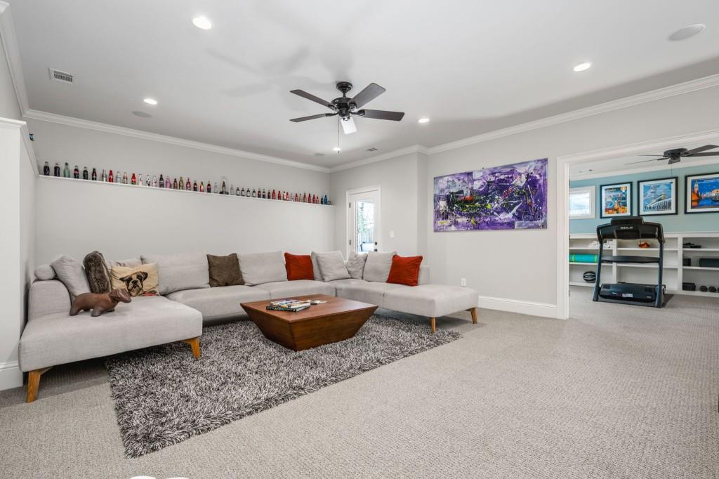 2619 Green Meadows Lane