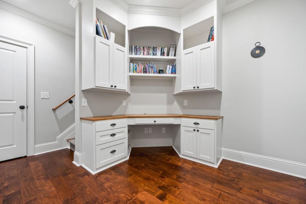 2619 Green Meadows Lane