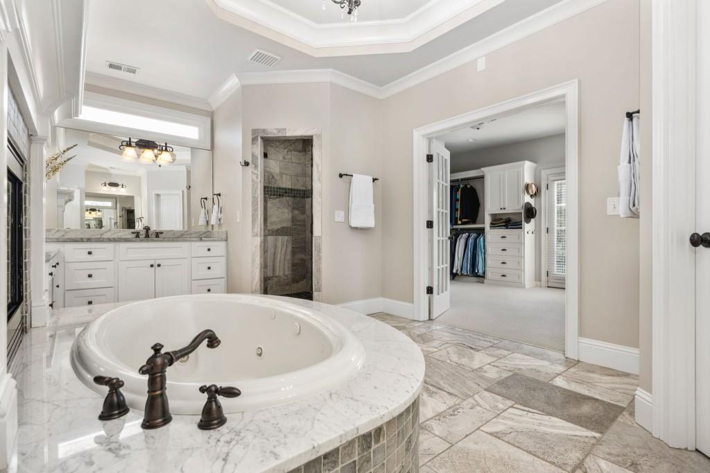 2619 Green Meadows Lane