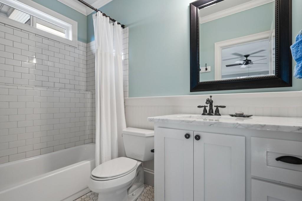 2619 Green Meadows Lane