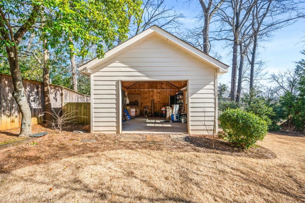 2619 Green Meadows Lane