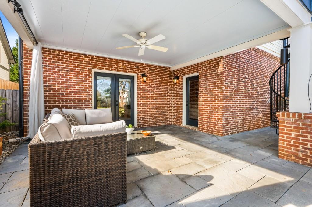 2619 Green Meadows Lane