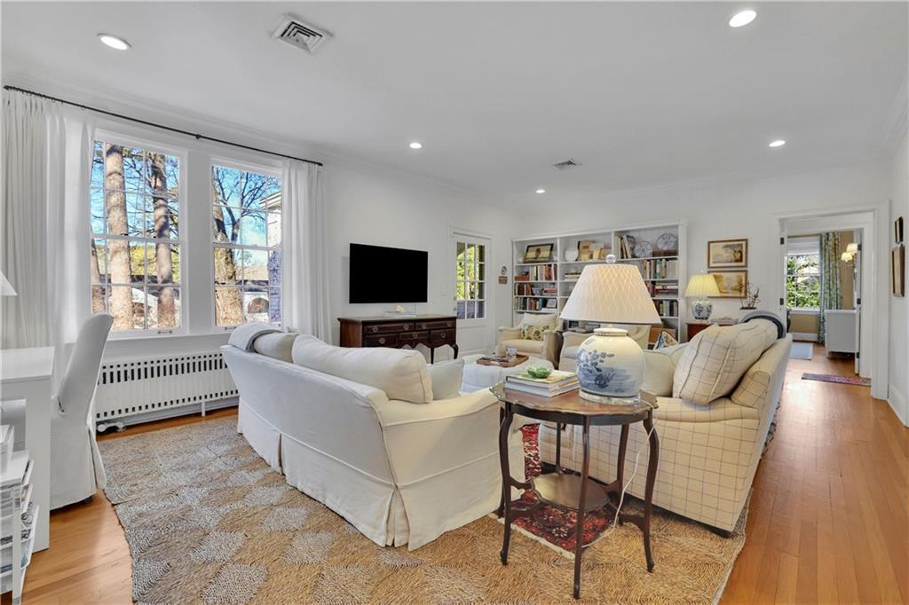 51 Peachtree Memorial Drive NW Unit 4