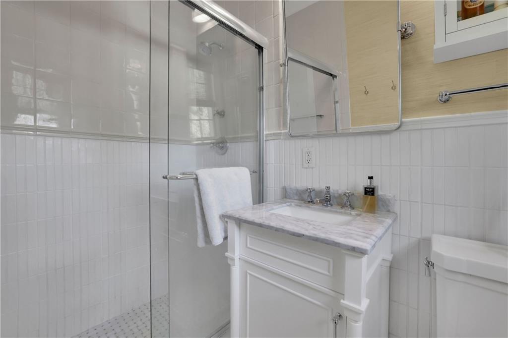 51 Peachtree Memorial Drive NW Unit 4