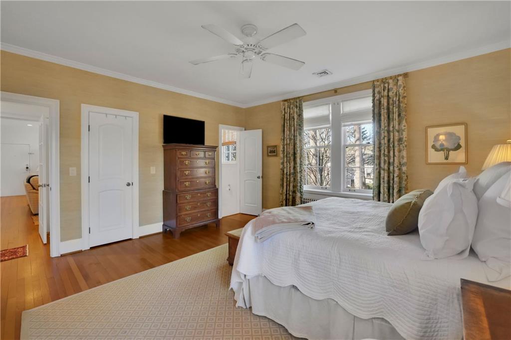 51 Peachtree Memorial Drive NW Unit 4