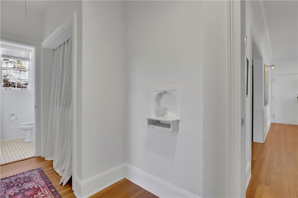 51 Peachtree Memorial Drive NW Unit 4