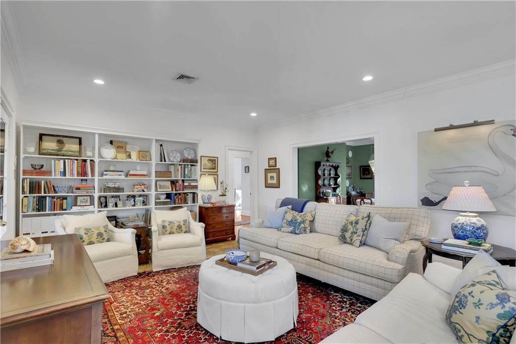 51 Peachtree Memorial Drive NW Unit 4