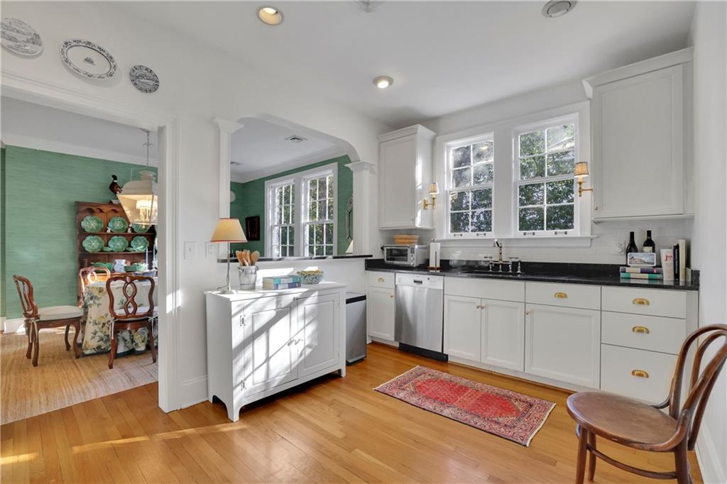 51 Peachtree Memorial Drive NW Unit 4