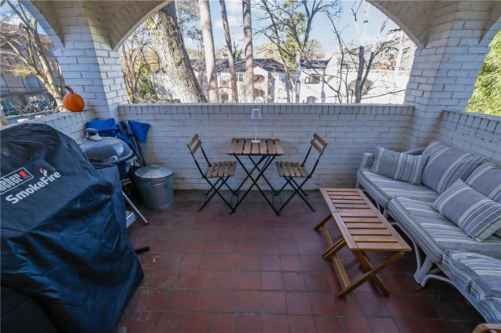 51 Peachtree Memorial Drive NW Unit 4