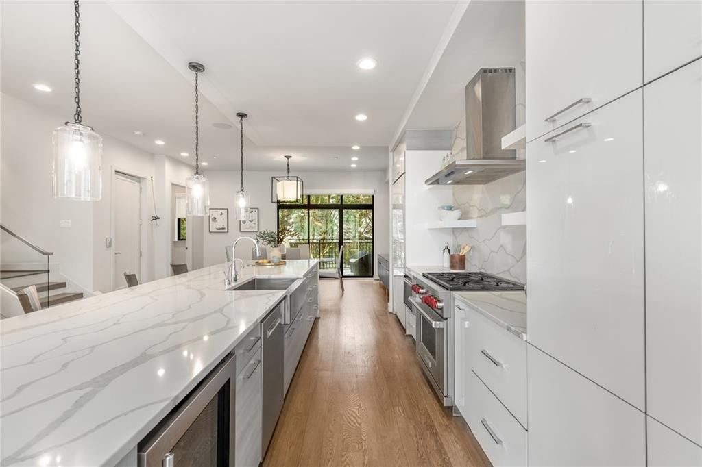 902 Lenox Boulevard NE