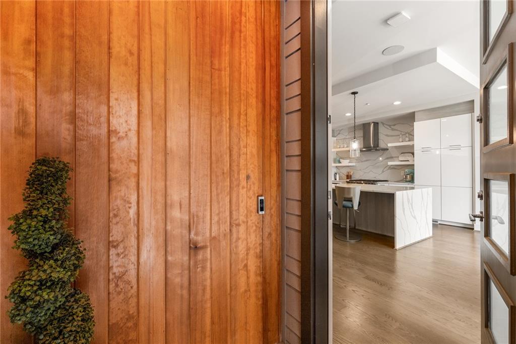 902 Lenox Boulevard NE