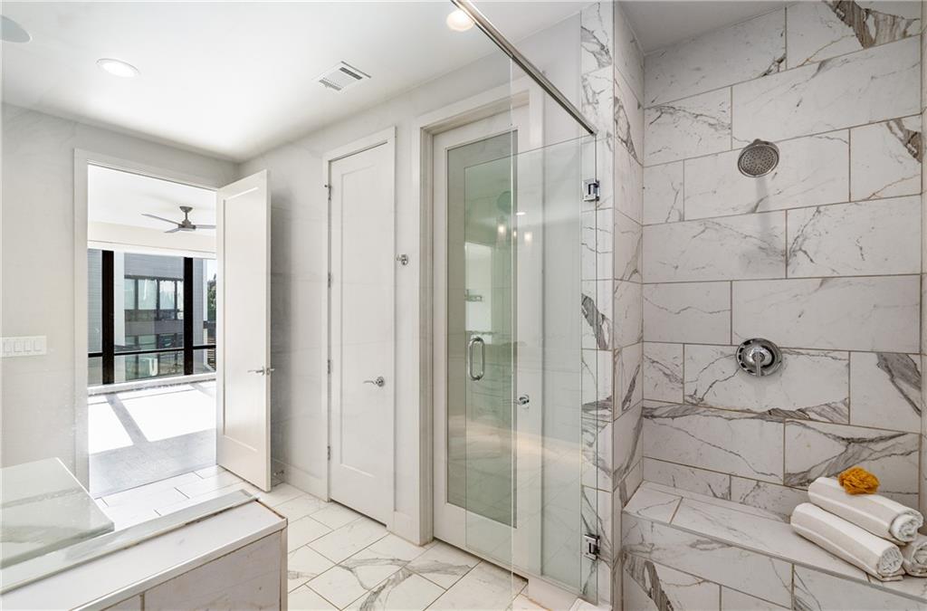 902 Lenox Boulevard NE