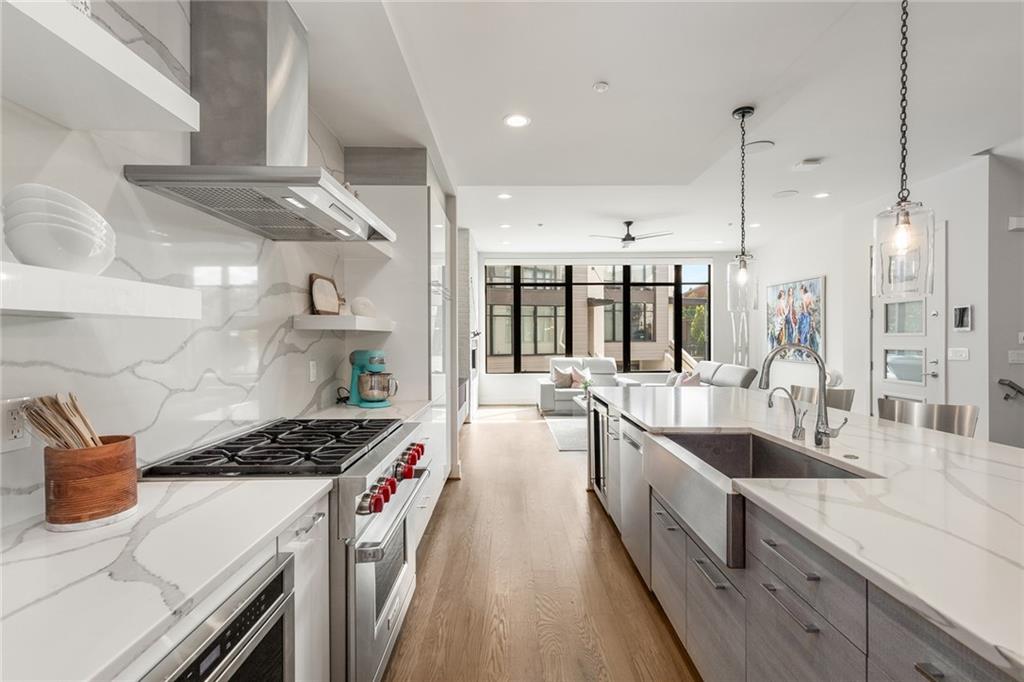 902 Lenox Boulevard NE