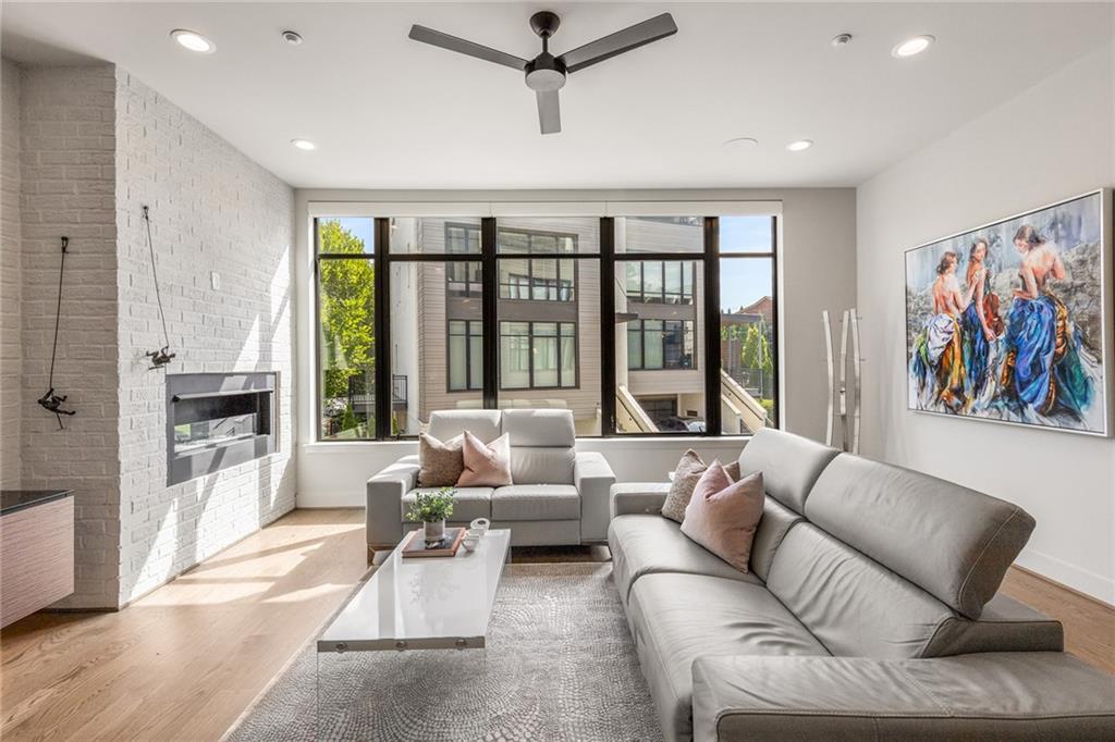 902 Lenox Boulevard NE