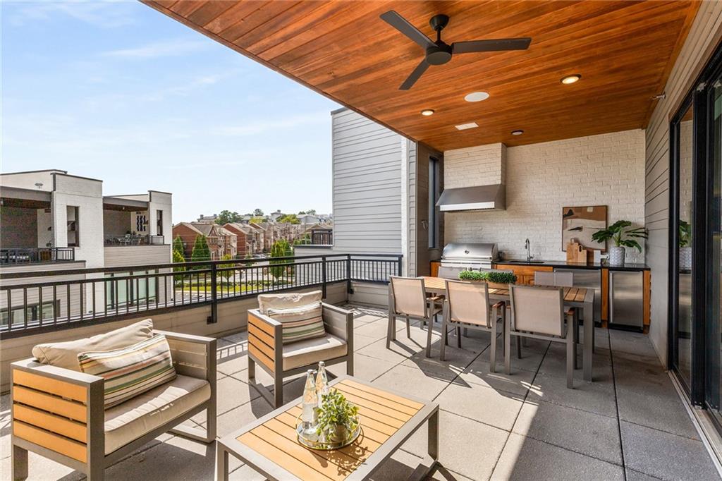 902 Lenox Boulevard NE