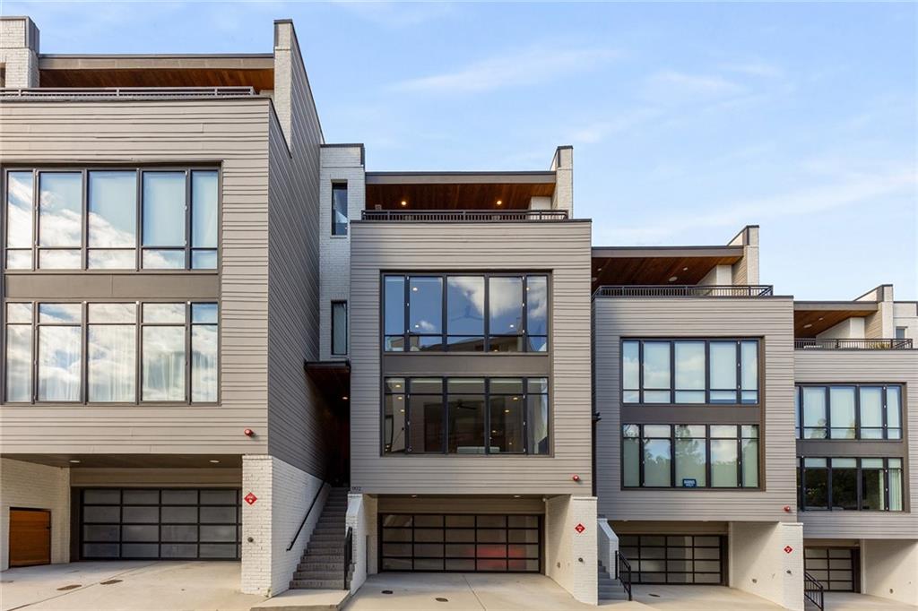 902 Lenox Boulevard NE