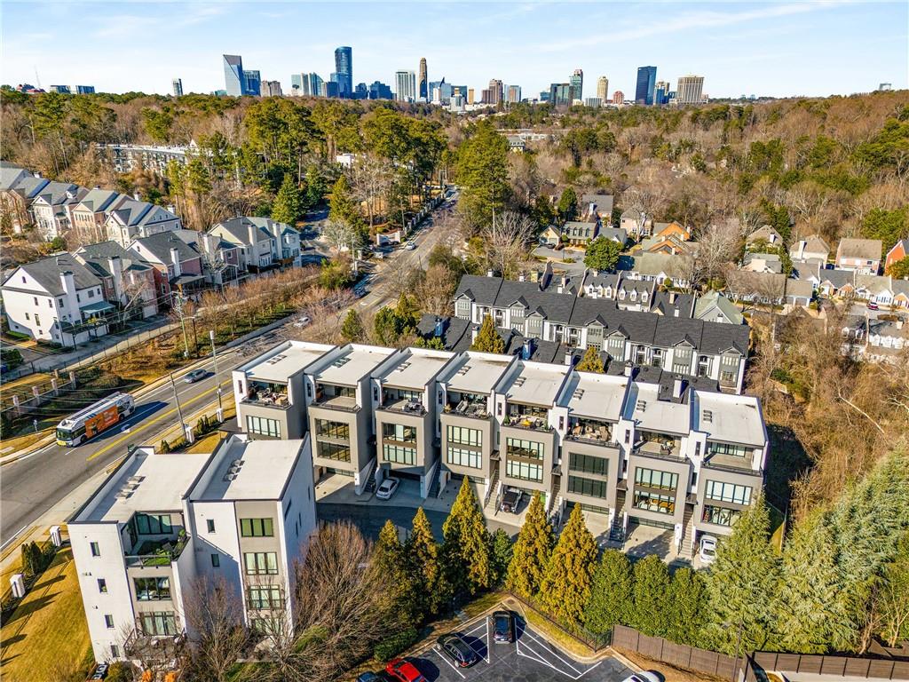 902 Lenox Boulevard NE