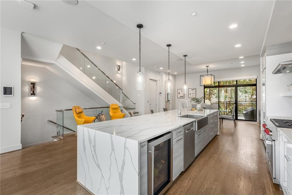 902 Lenox Boulevard NE