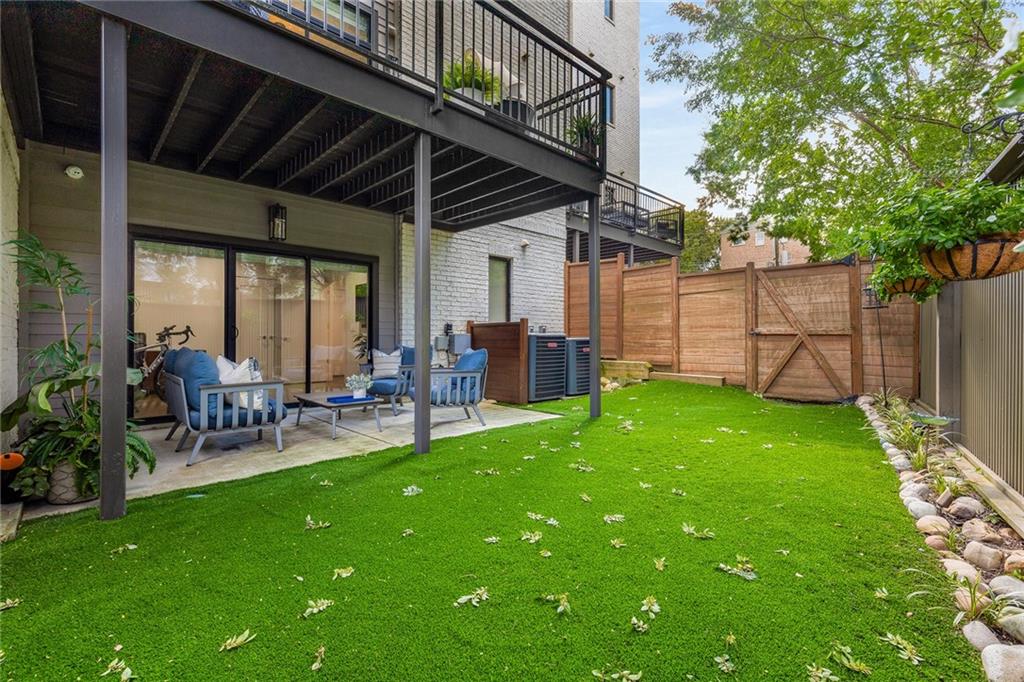 902 Lenox Boulevard NE